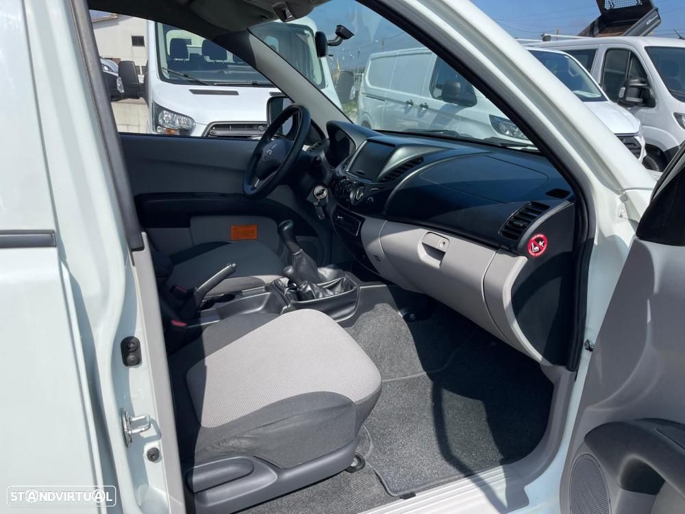 Mitsubishi L200 L200 2.5 DI-D 4WD(136CV) - 13