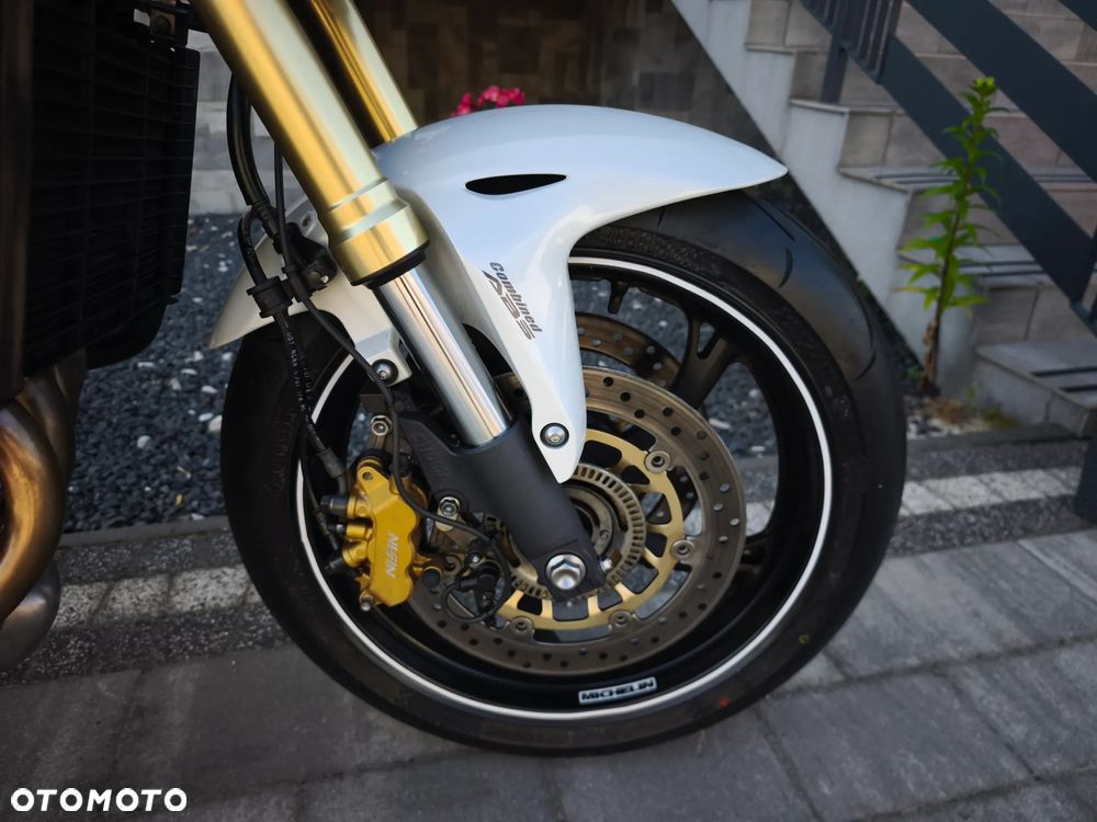 Honda Hornet - 7