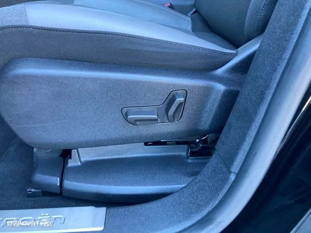 Citroën C5 Aircross 1.6 Hybrid Shine e-EAT8 - 36
