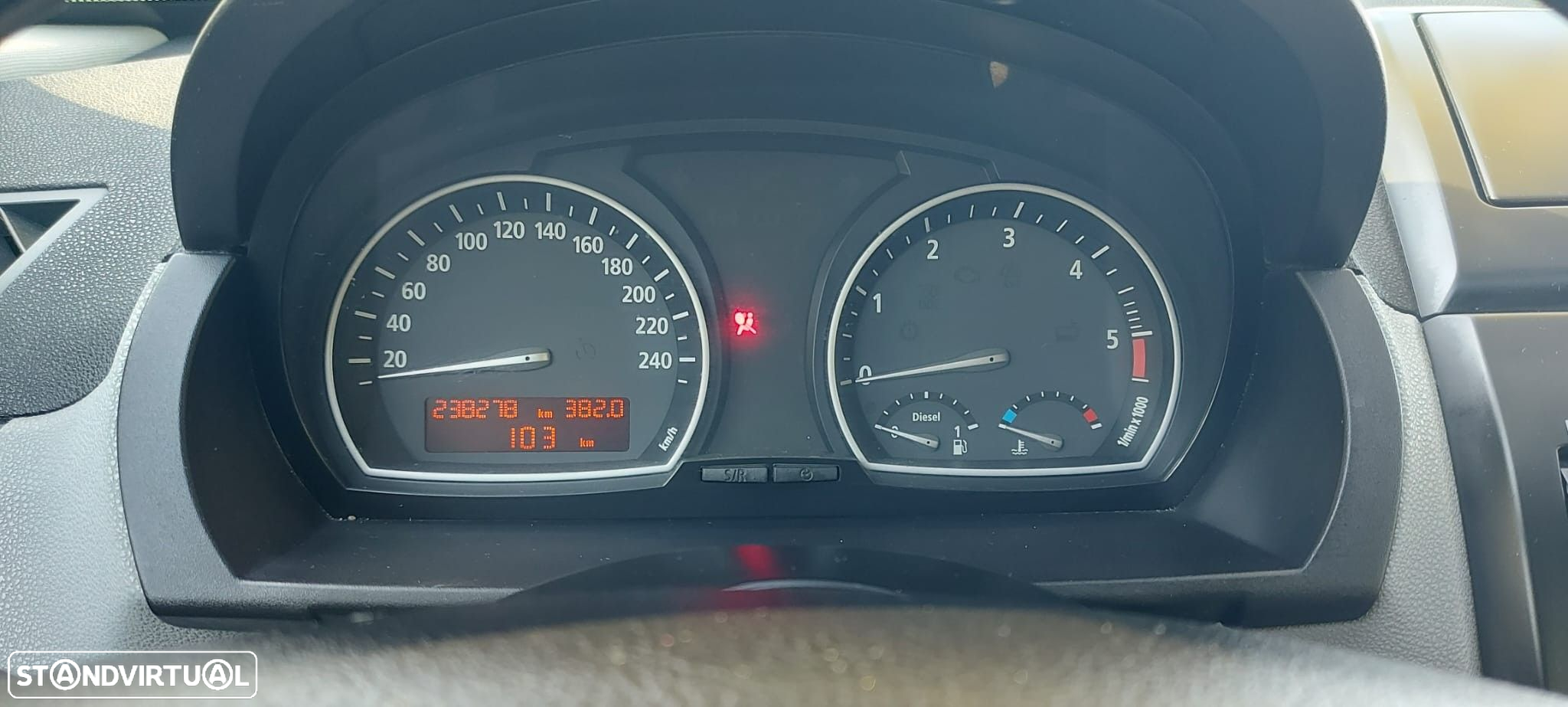 BMW X3 2.0 d - 13