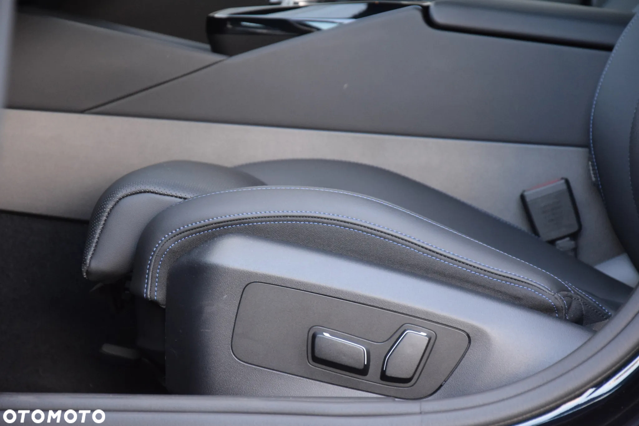 BMW Seria 5 - 30