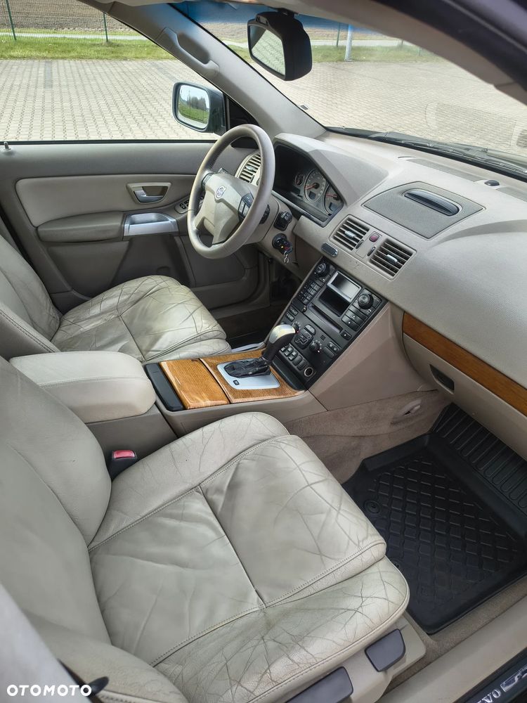 Volvo XC 90 2.9 T6 - 12