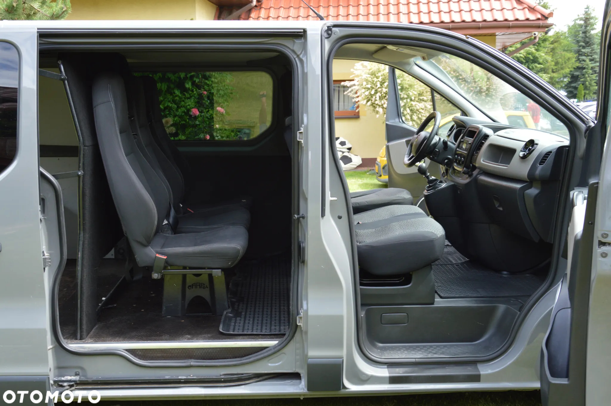 Renault Trafic Vivaro - 20