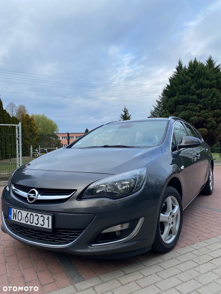 Opel Astra 1.4 Turbo - 2