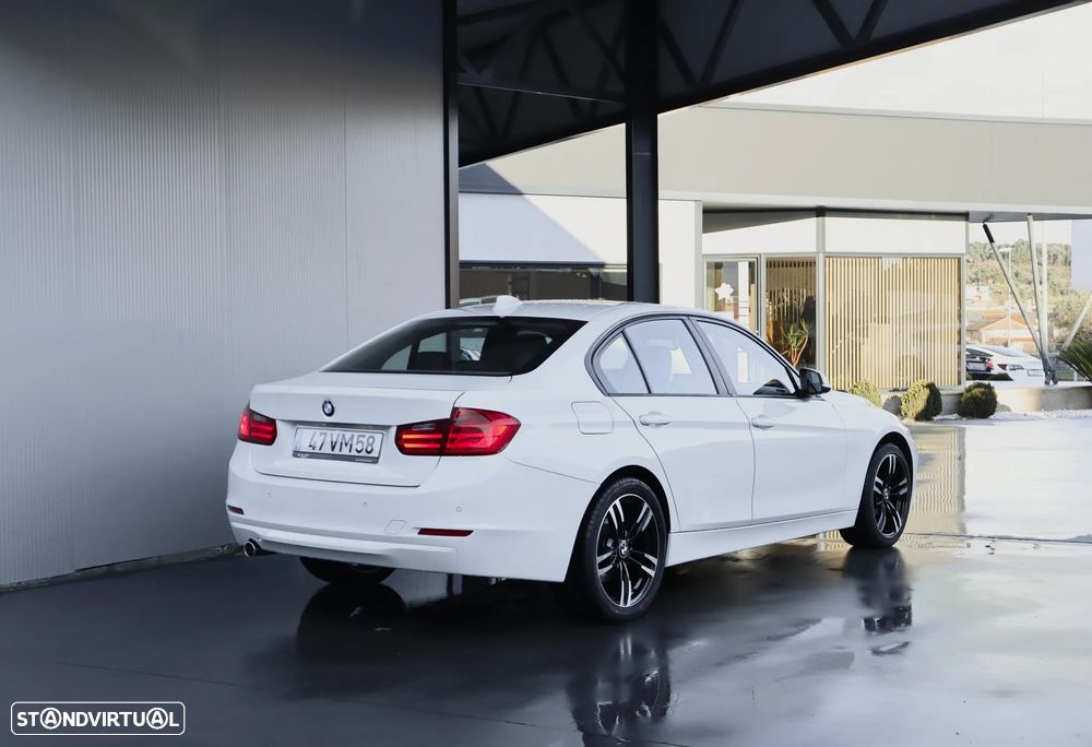 BMW 318 d Sport - 2