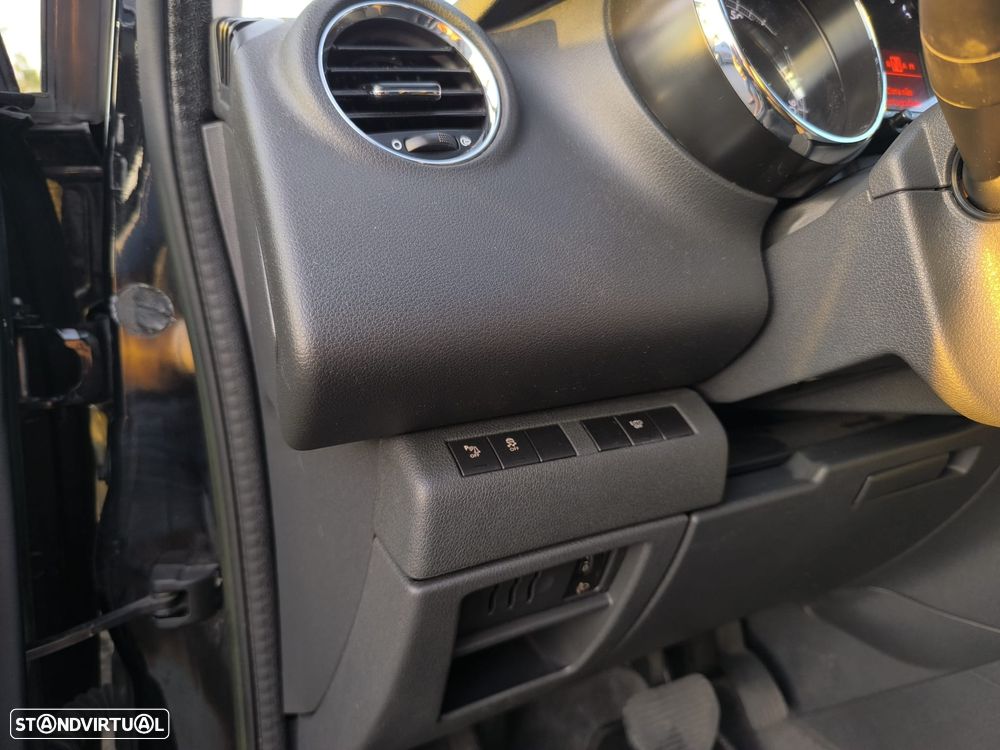 Peugeot 3008 2.0 HDi Hybrid4 - 41