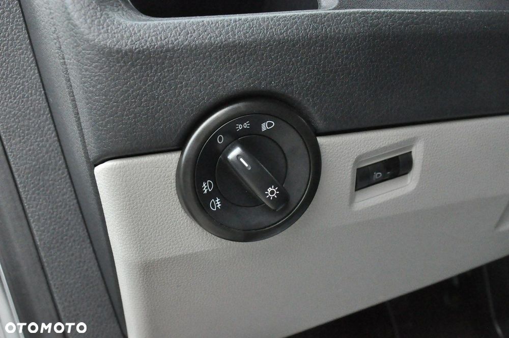 Volkswagen Transporter - 17