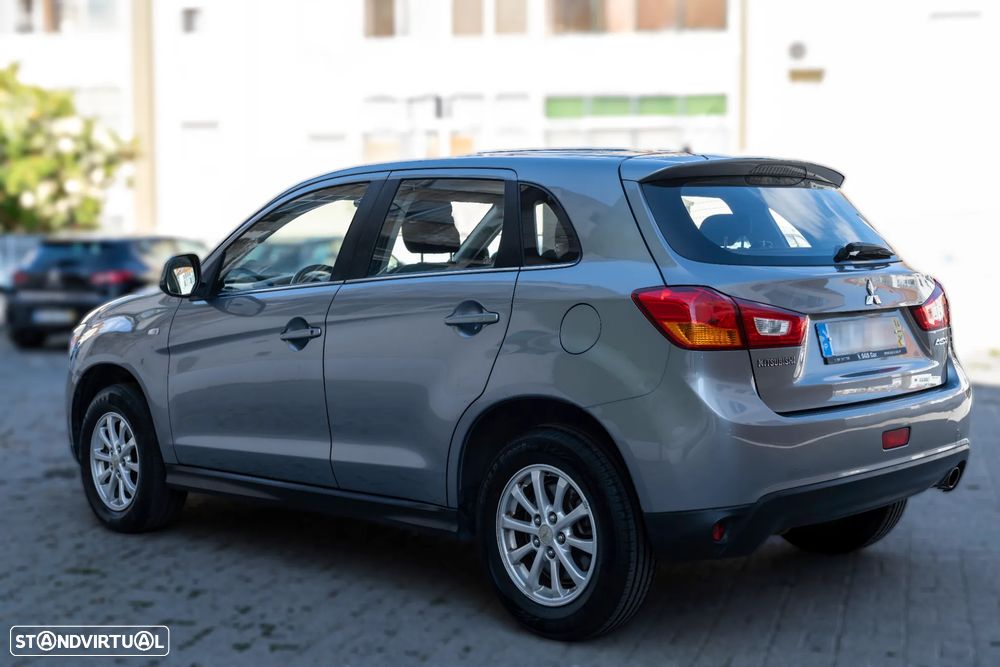 Mitsubishi ASX - 3