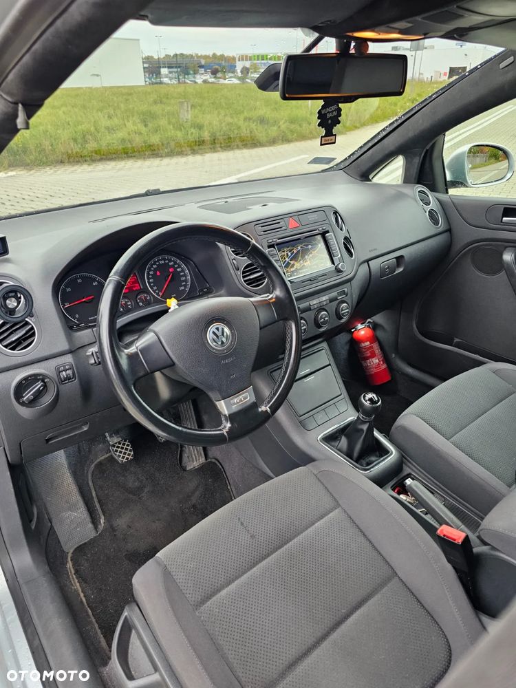 Volkswagen Golf Plus - 8