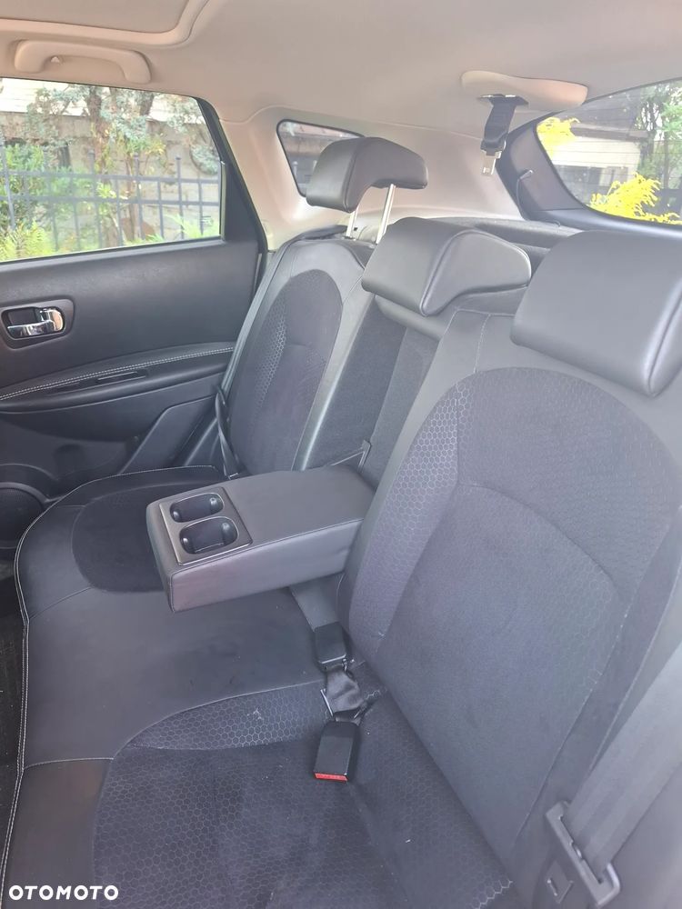 Nissan Qashqai 1.5 dCi DPF 360 - 17