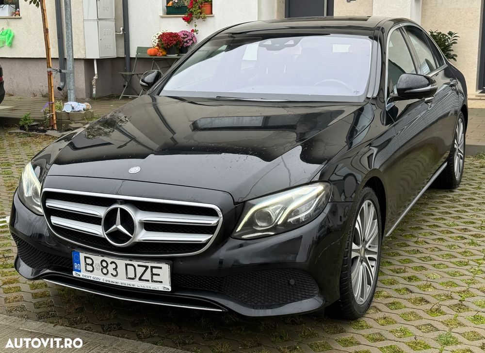 Mercedes-Benz E 200 4MATIC Aut. - 33