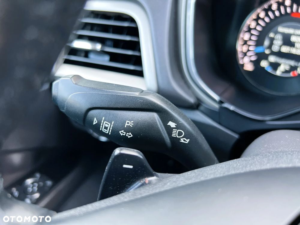 Ford Mondeo - 30