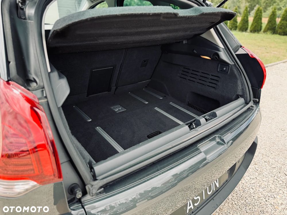 Peugeot 3008 Hybrid4 - 17