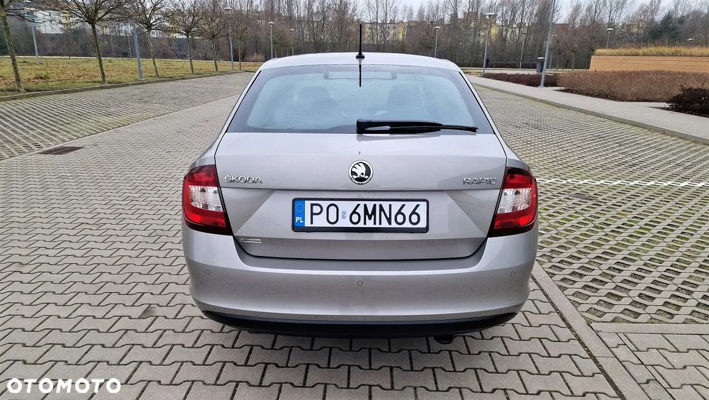 Skoda RAPID Spb 1.0 TSI Style - 8
