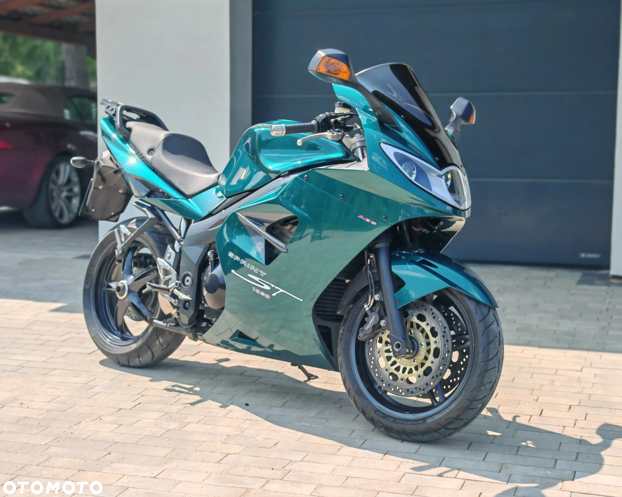 Triumph Sprint - 34