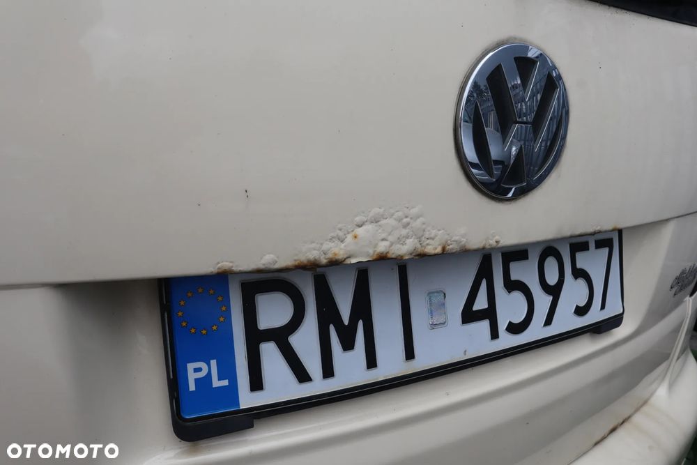Volkswagen Touran 1.9 TDI DPF Trendline DSG - 13