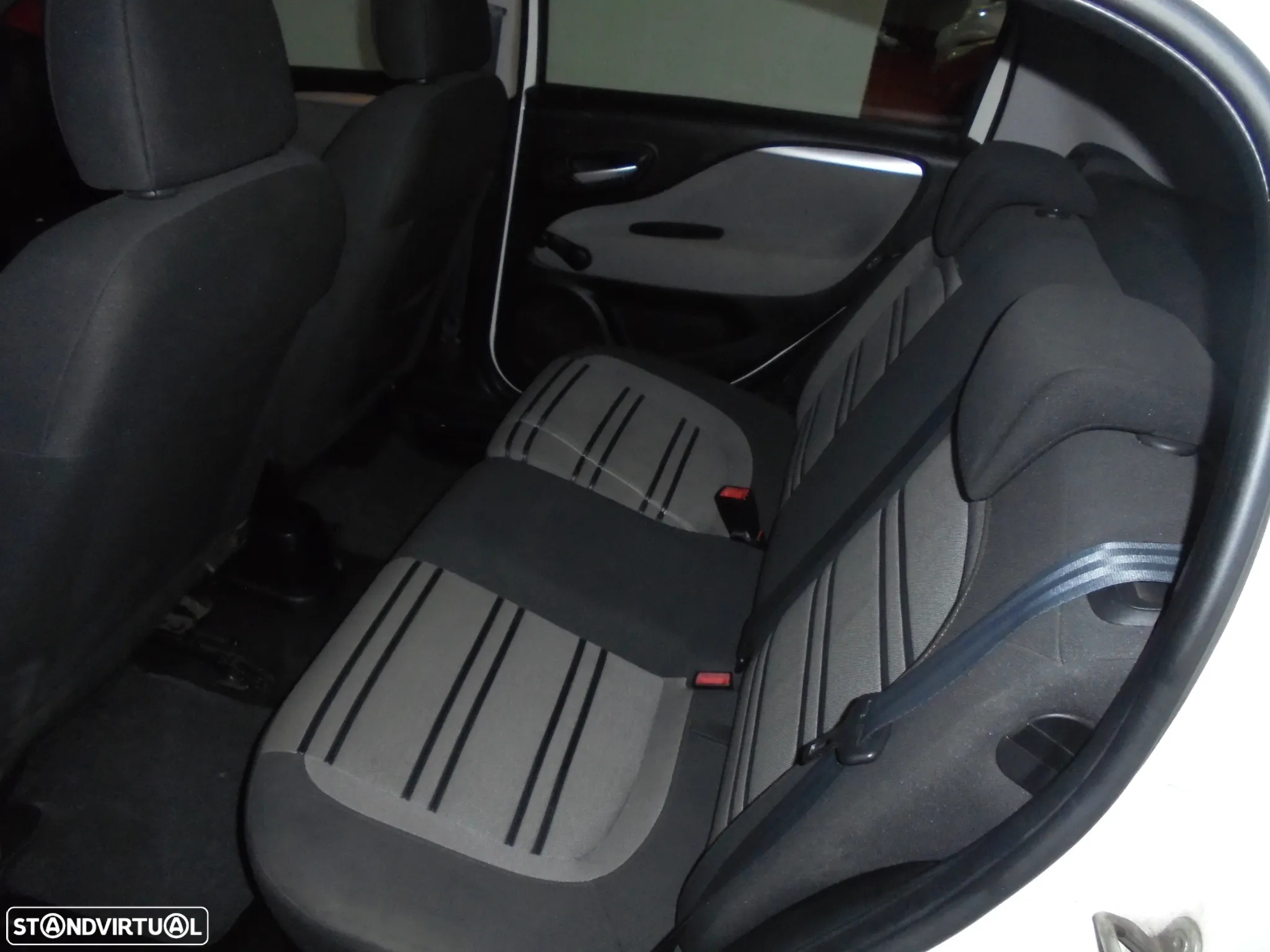 Fiat Punto Evo 1.2 Dynamic - 19