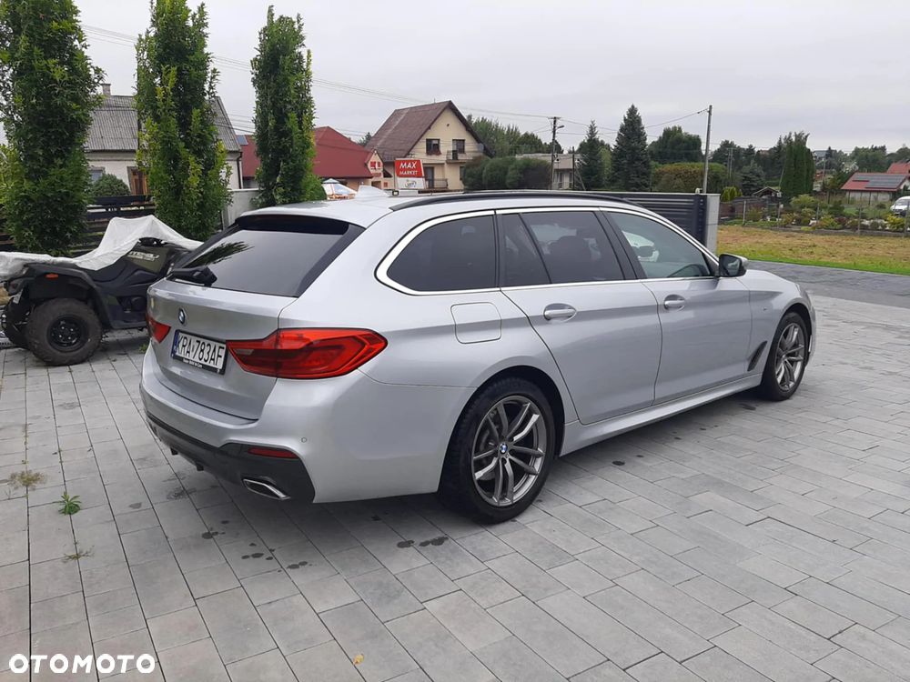 BMW Seria 5 520d Touring M Sport Edition - 12