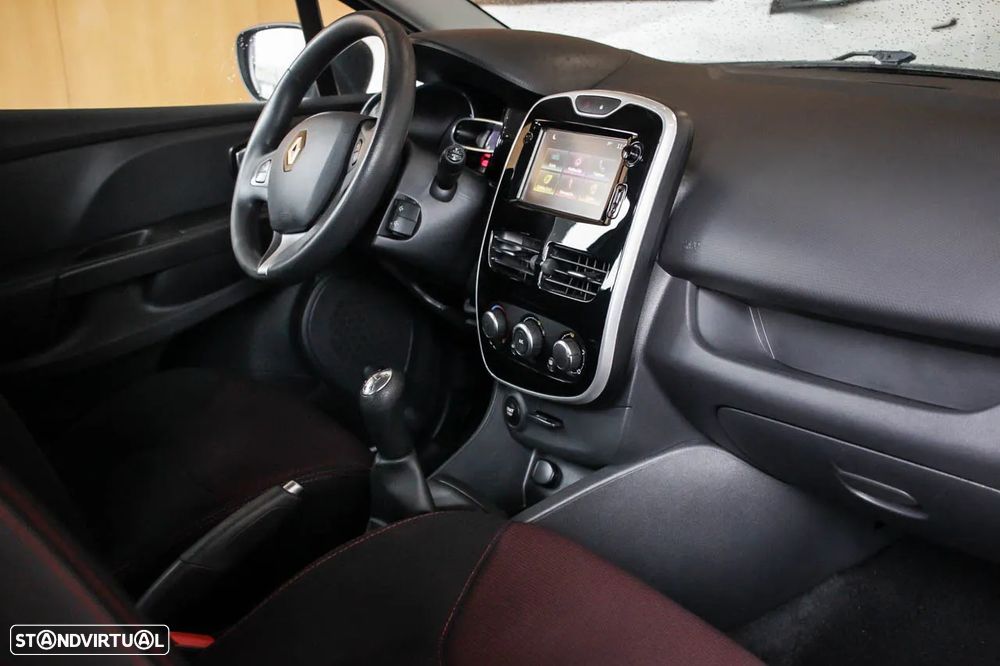 Renault Clio 1.5 dCi Confort - 6