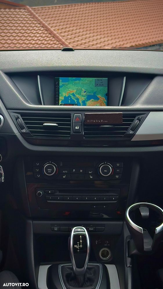 BMW X1 xDrive20d Aut. Sport Line - 8