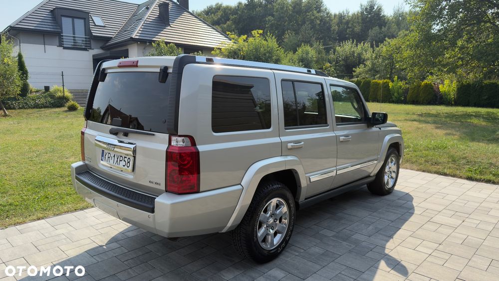 Jeep Commander 5.7 V8 Limited - 9
