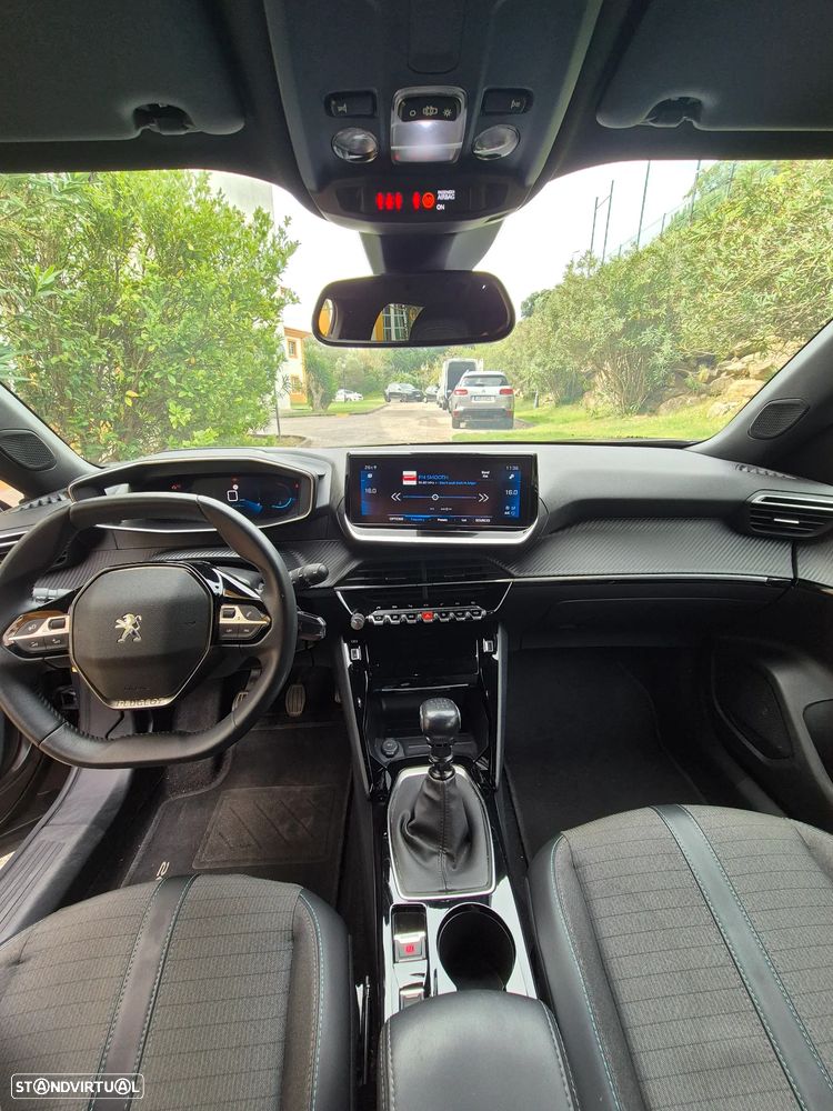 Peugeot 2008 - 13