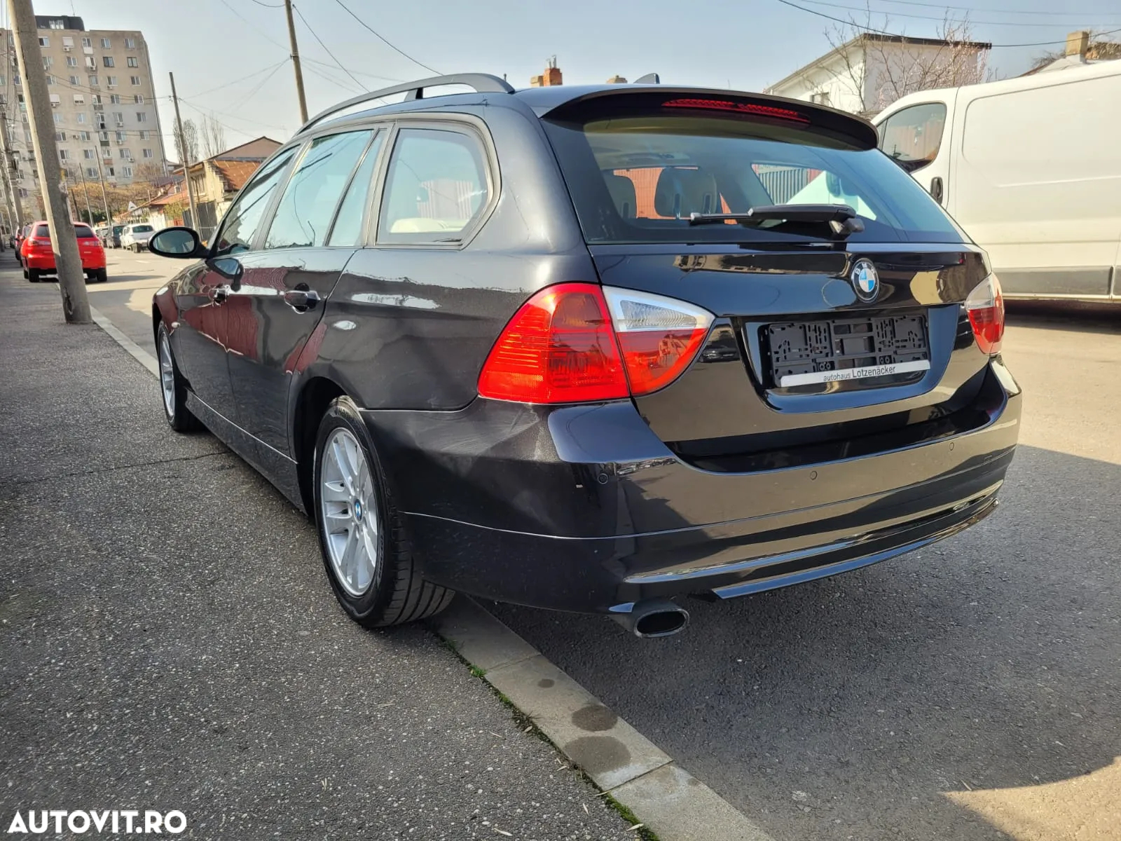 BMW Seria 3 320i Touring Aut. Edition Exclusive - 7