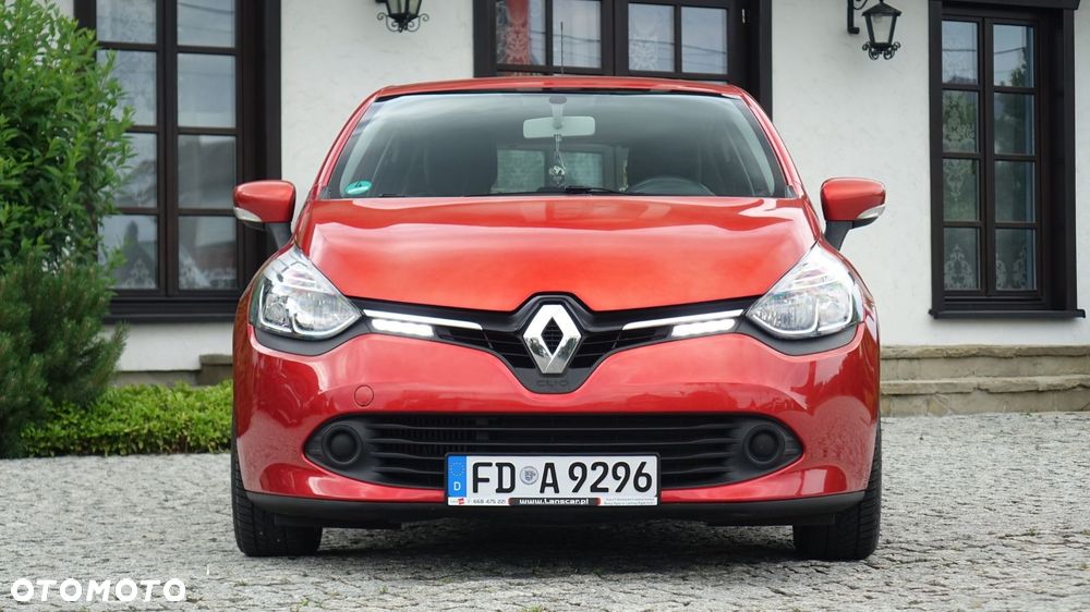 Renault Clio - 9
