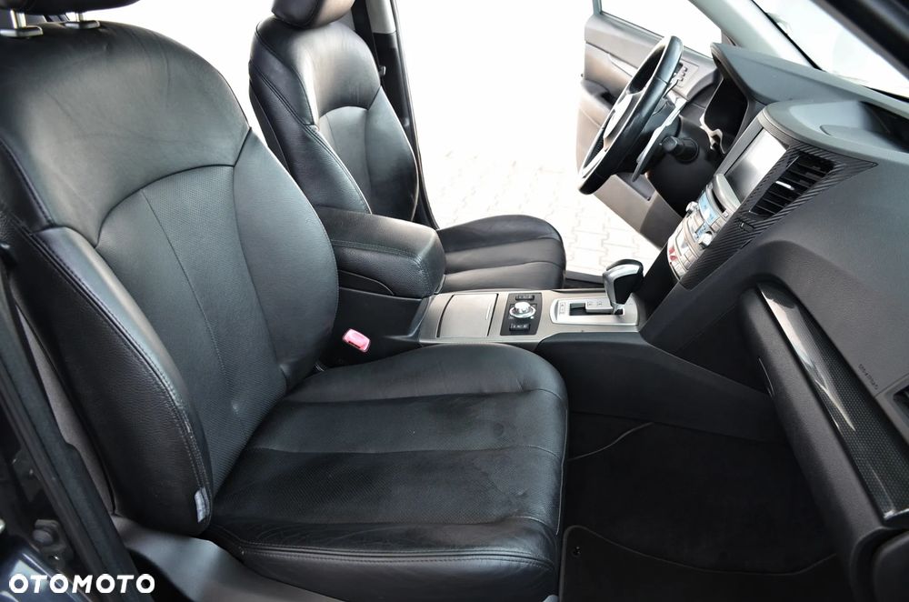 Subaru Legacy 2.5i GT Macintosh - 20
