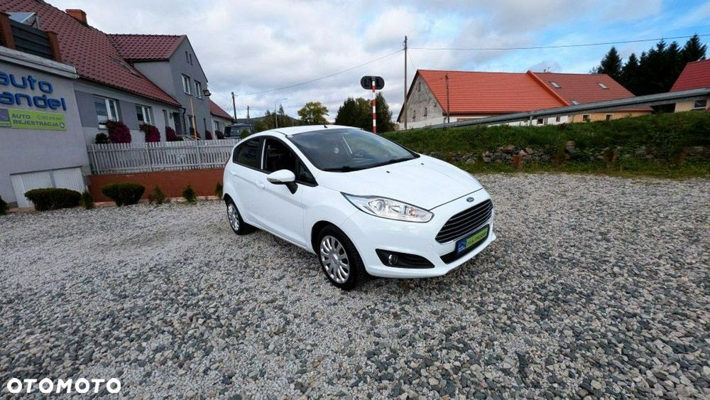 Ford Fiesta - 22