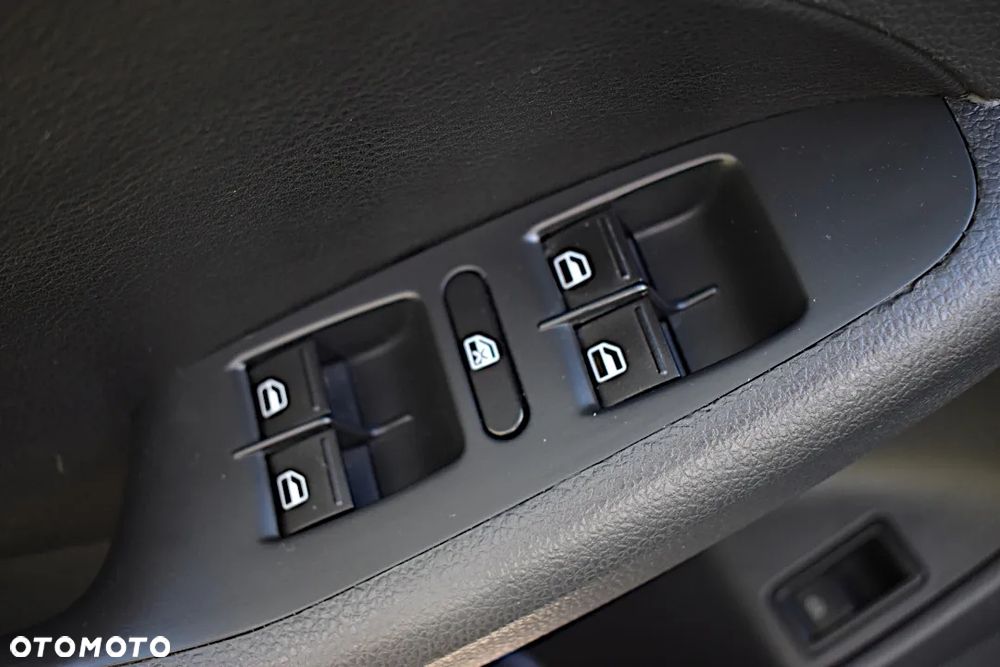 Volkswagen Jetta - 28