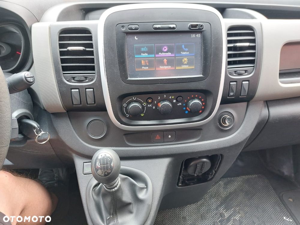 Renault TRAFIC - 9