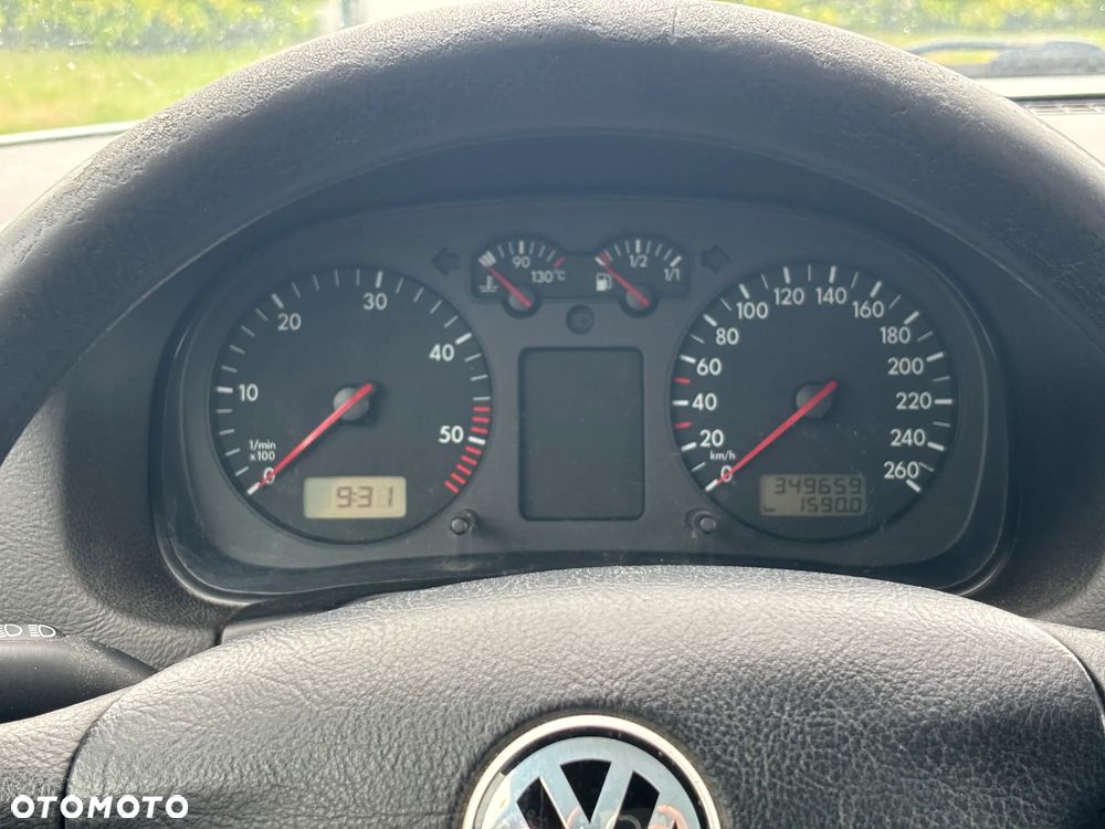 Volkswagen Golf 1.9 TDI Comfortline - 11