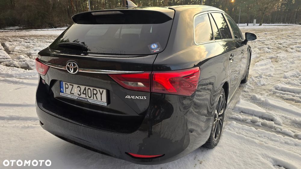 Toyota Avensis 2.0 D-4D Premium - 6