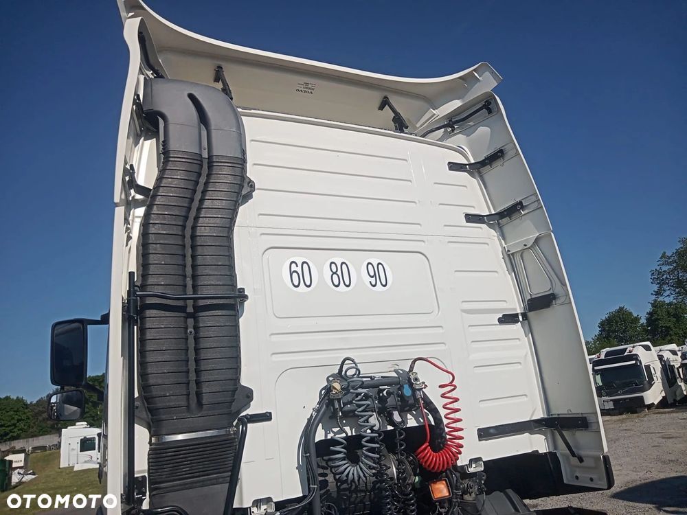 VOLVO FM4 XL WYSOKA / KABINA EURO 6 KOMPLETNA / 2015R - 6