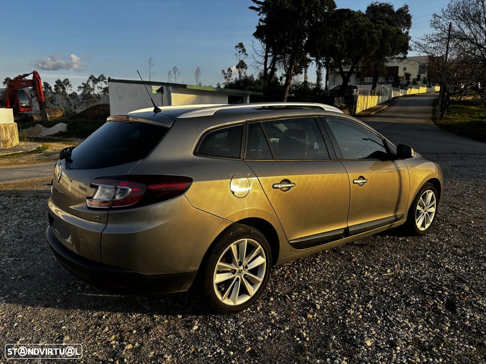Renault Mégane 1.5 dCi Dynamique - 8