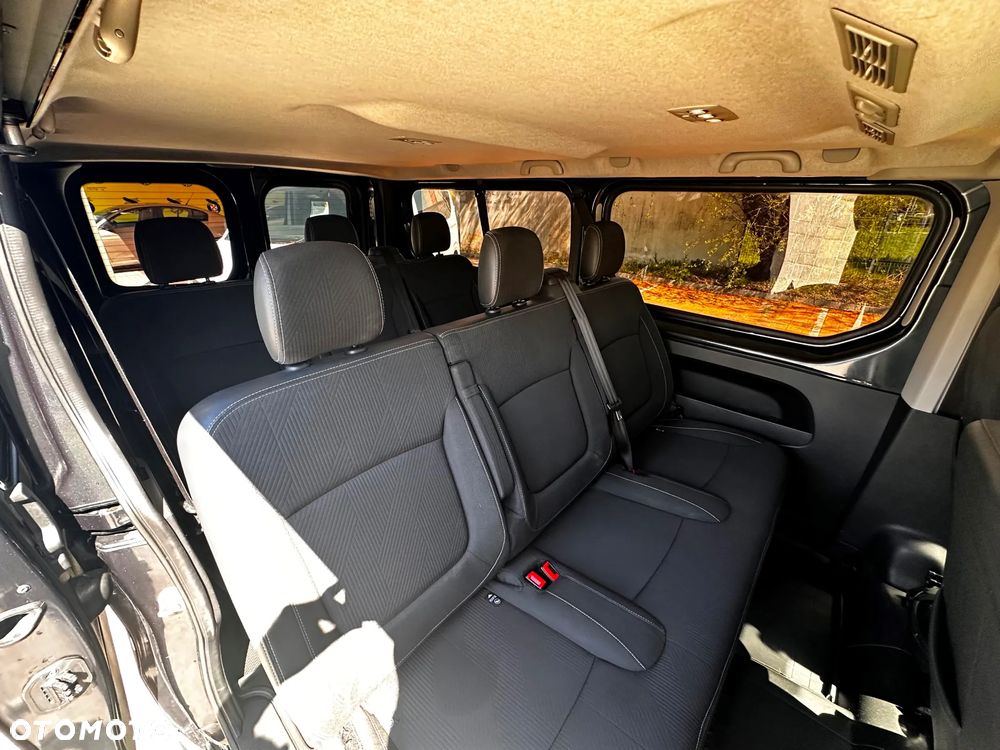 Renault Trafic - 12