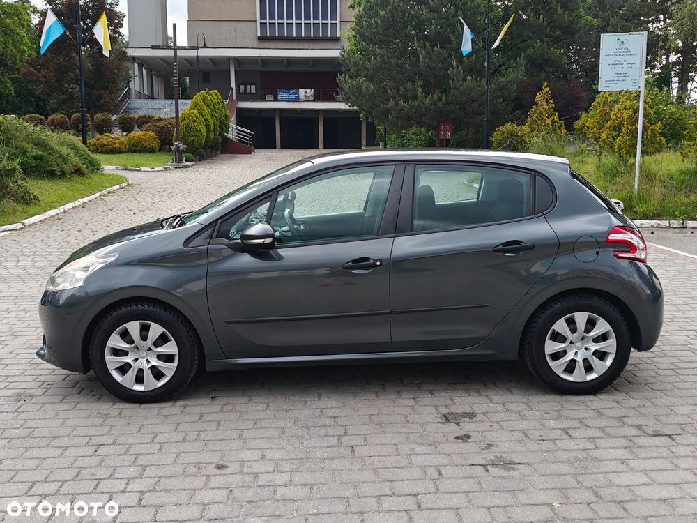 Peugeot 208 1.2 PureTech Style - 5