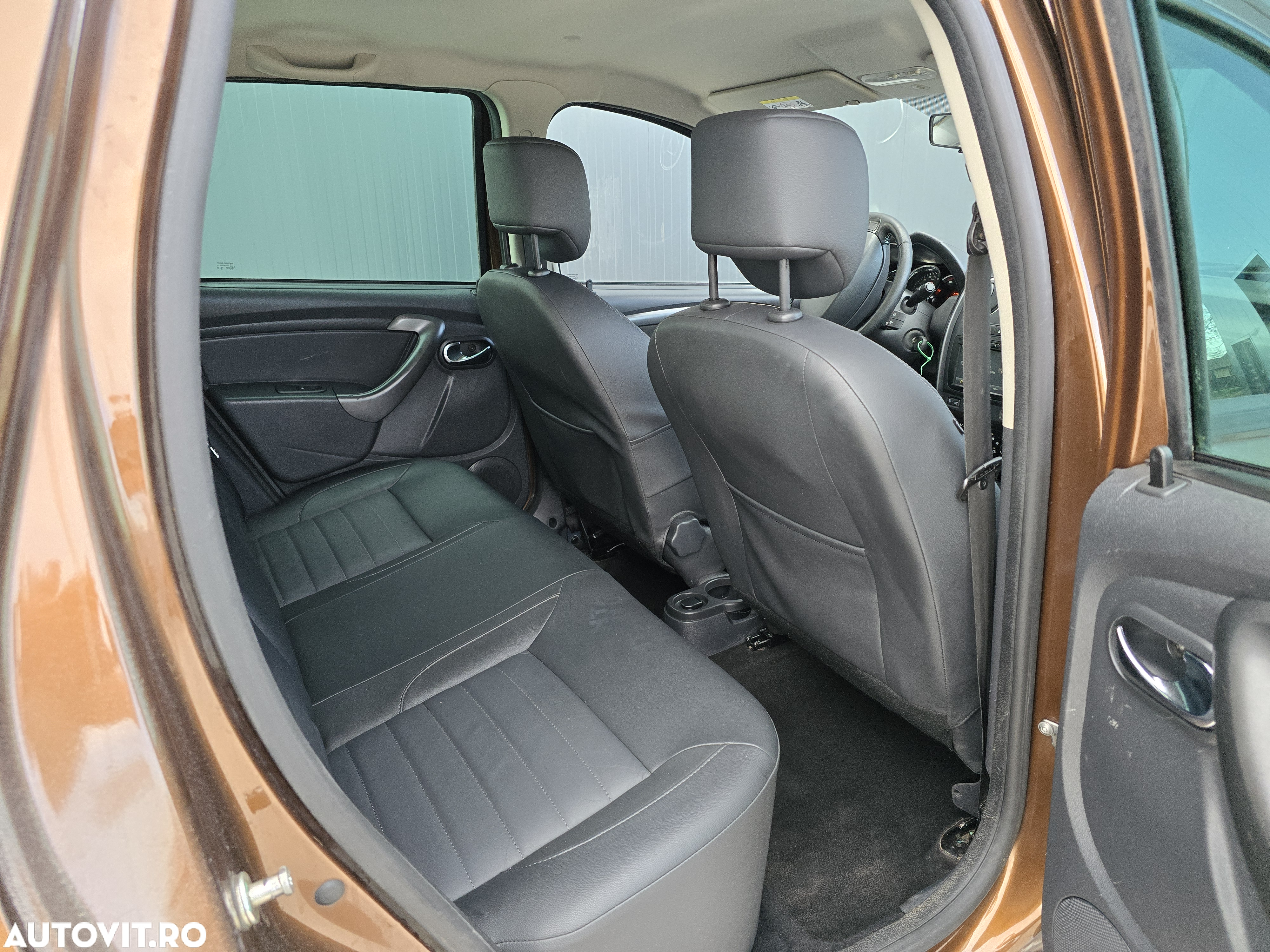 Dacia Duster 1.5 dCi 4x2 Laureate - 8