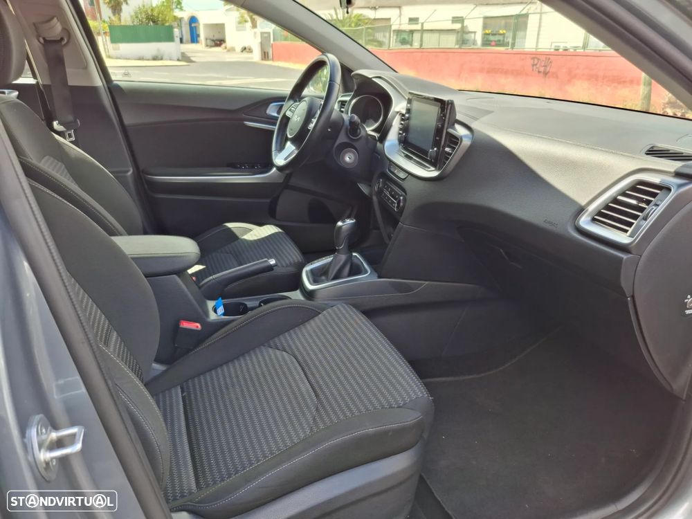 Kia XCeed 1.0 T-GDI Dynamic - 12