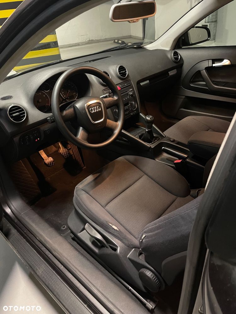 Audi A3 3-drzwiowe 1.6 Ambition - 14