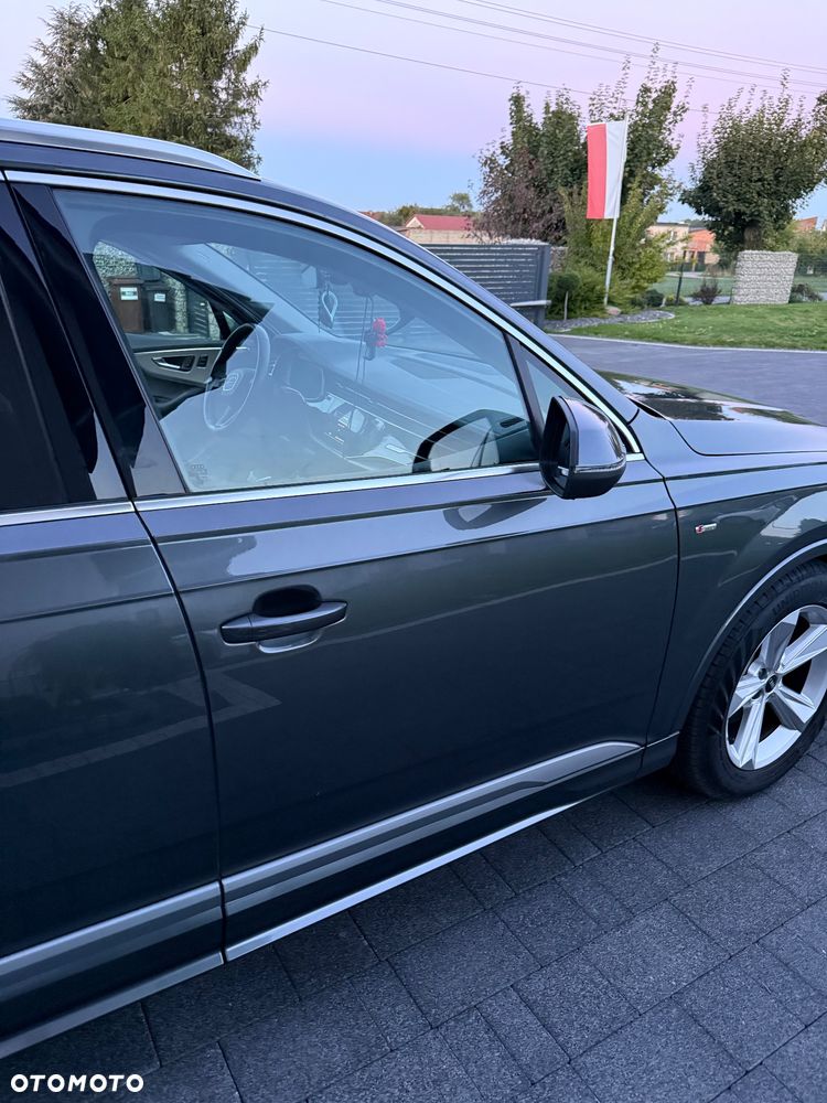 Audi Q7 - 9
