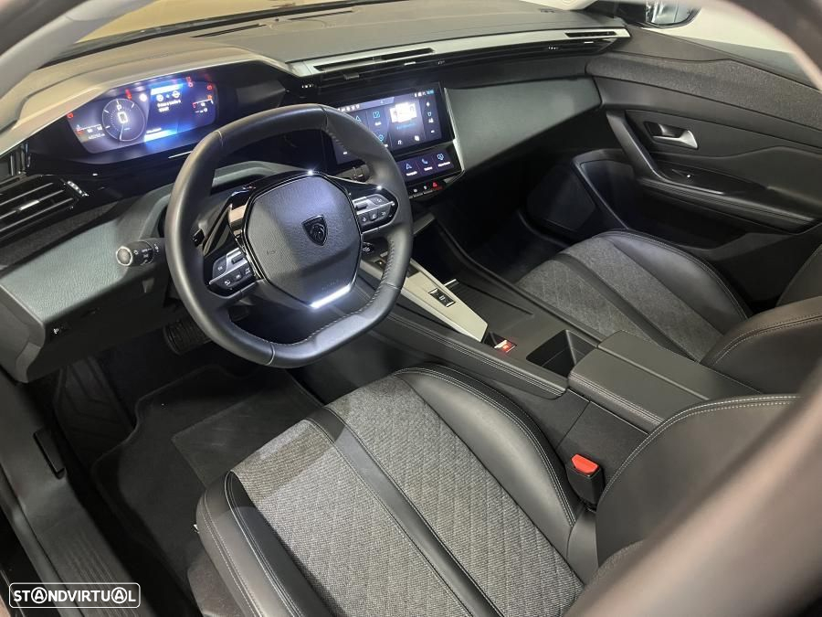 Peugeot 408 1.2 PureTech Allure Pack EAT8 - 9