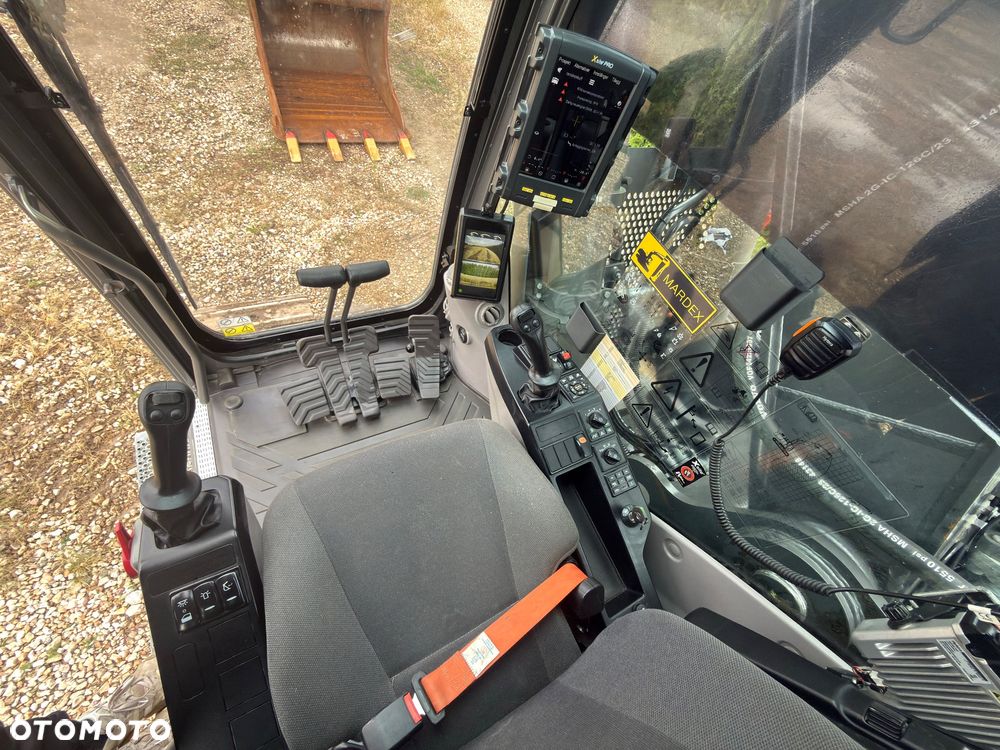 Volvo EC 300 EL - 34