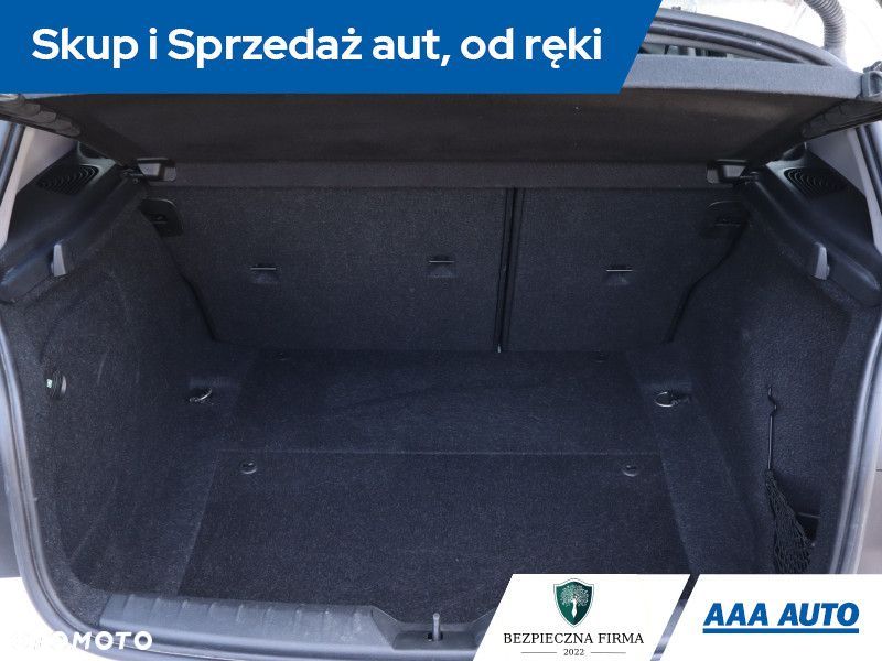 BMW Seria 1 - 15