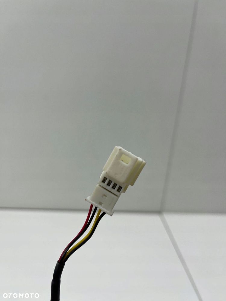 MERCEDES R W251 KAMERA COFANIA KLAPY TYŁ A2518200897 - 4