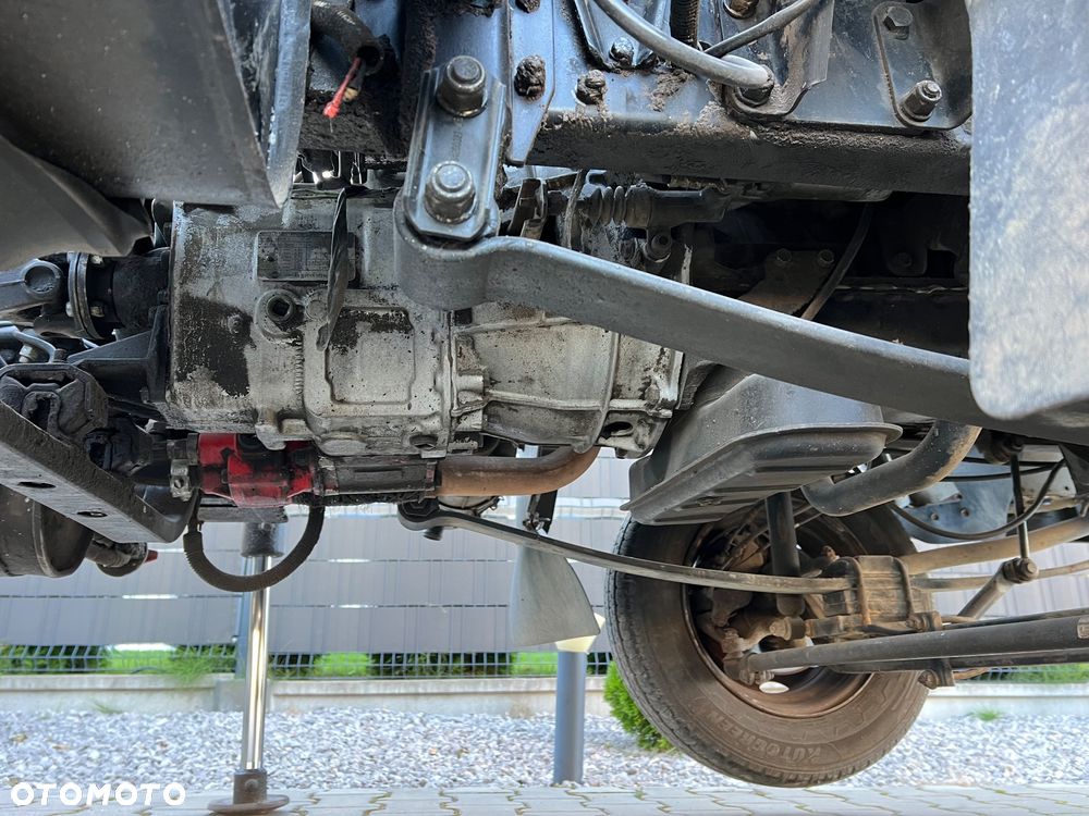 Nissan CABSTAR - 27