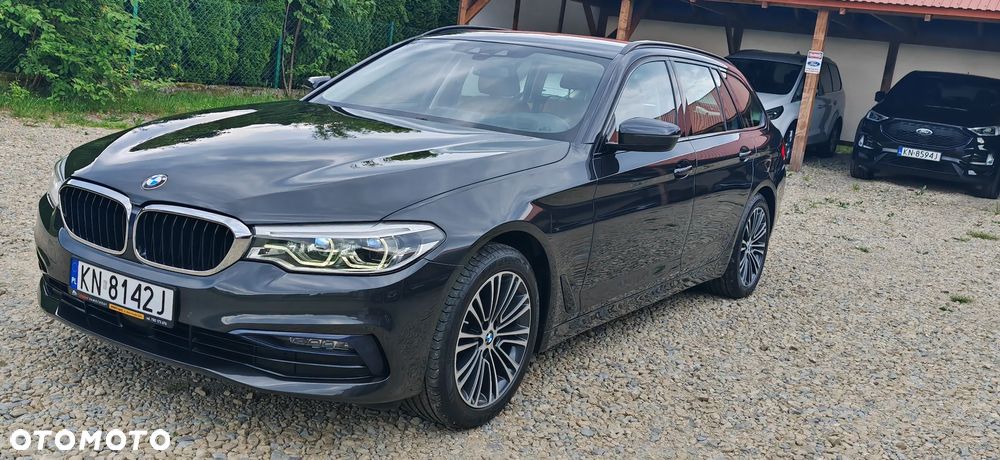 BMW Seria 5 520d Sport Line