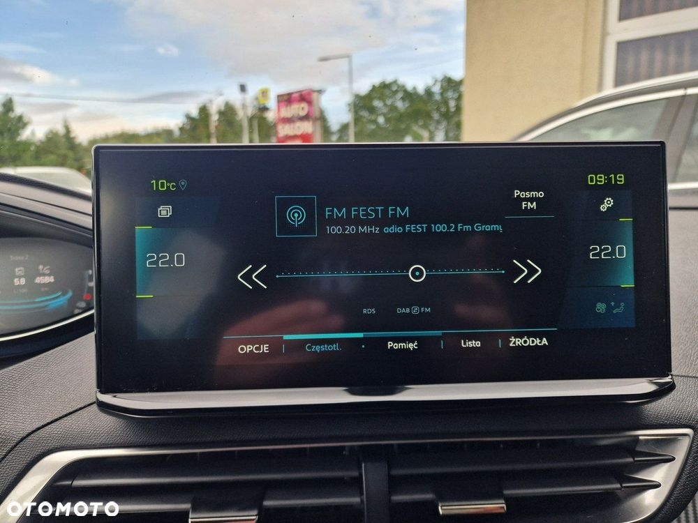 Peugeot 3008 1.6 PureTech Hybrid PHEV Allure S&S EAT8 - 29