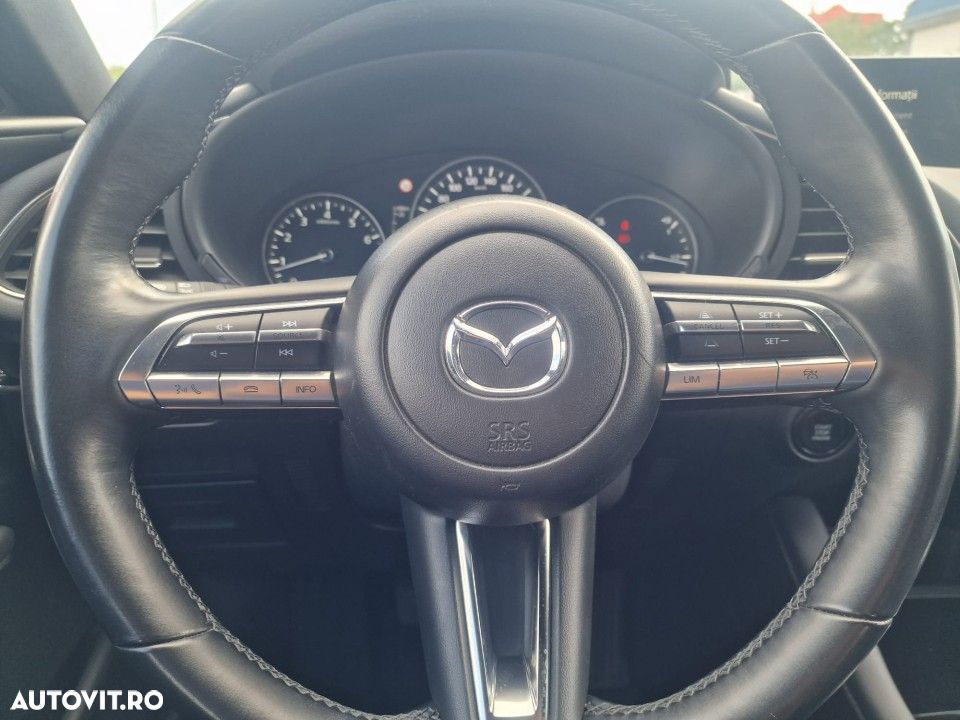 Mazda 3 - 13